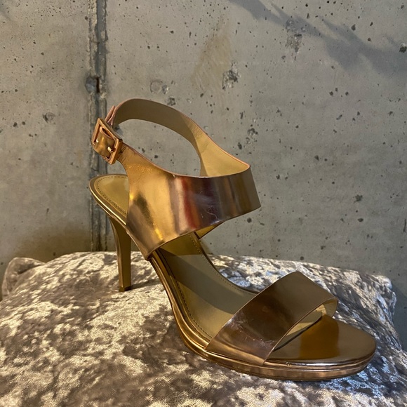 Micheal Kors Rose Gold Stilletto Heels size 9 prom - Picture 5 of 8